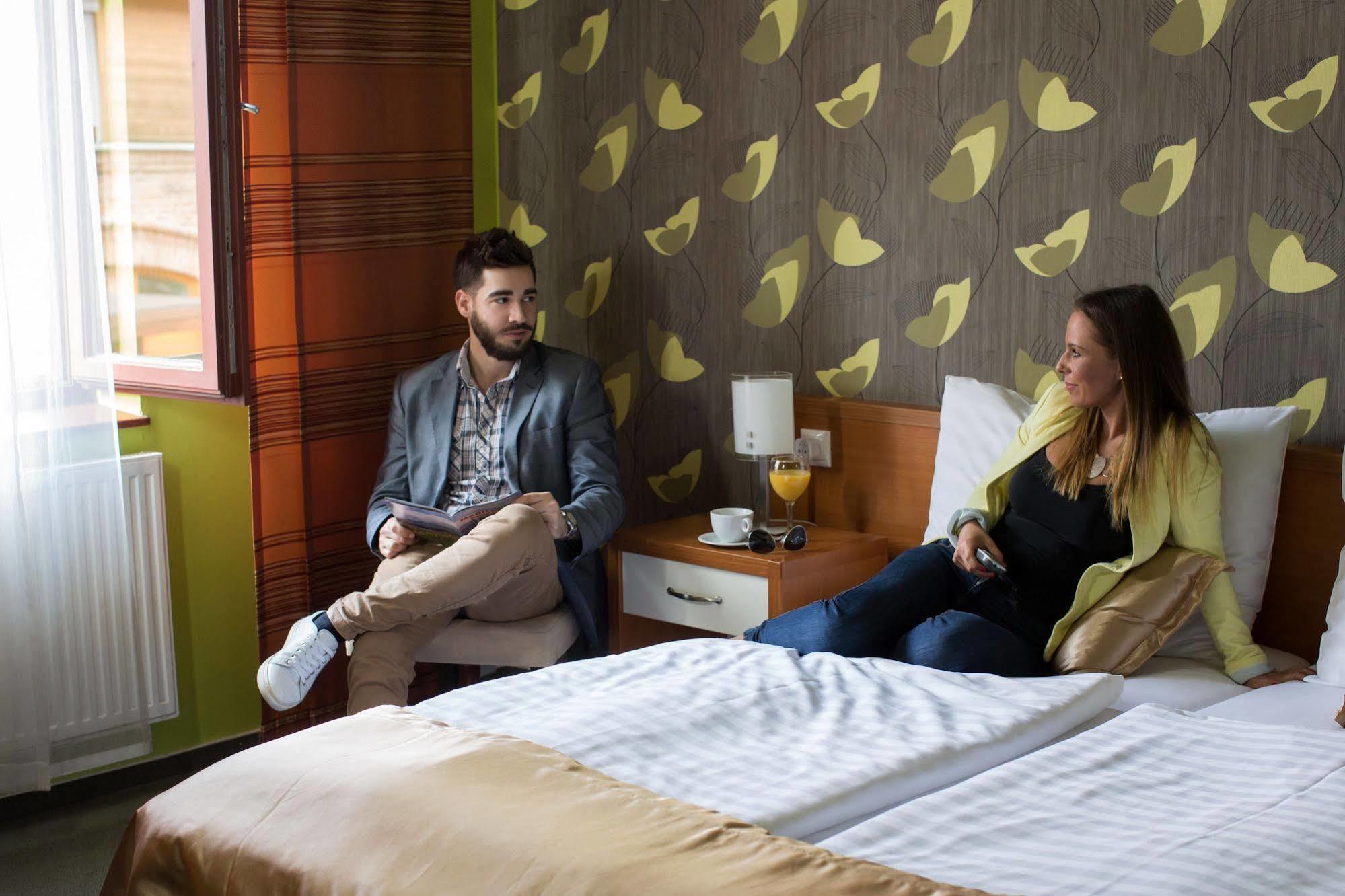 Boutique Hotel Sopianae เปตช์ ภายนอก รูปภาพ