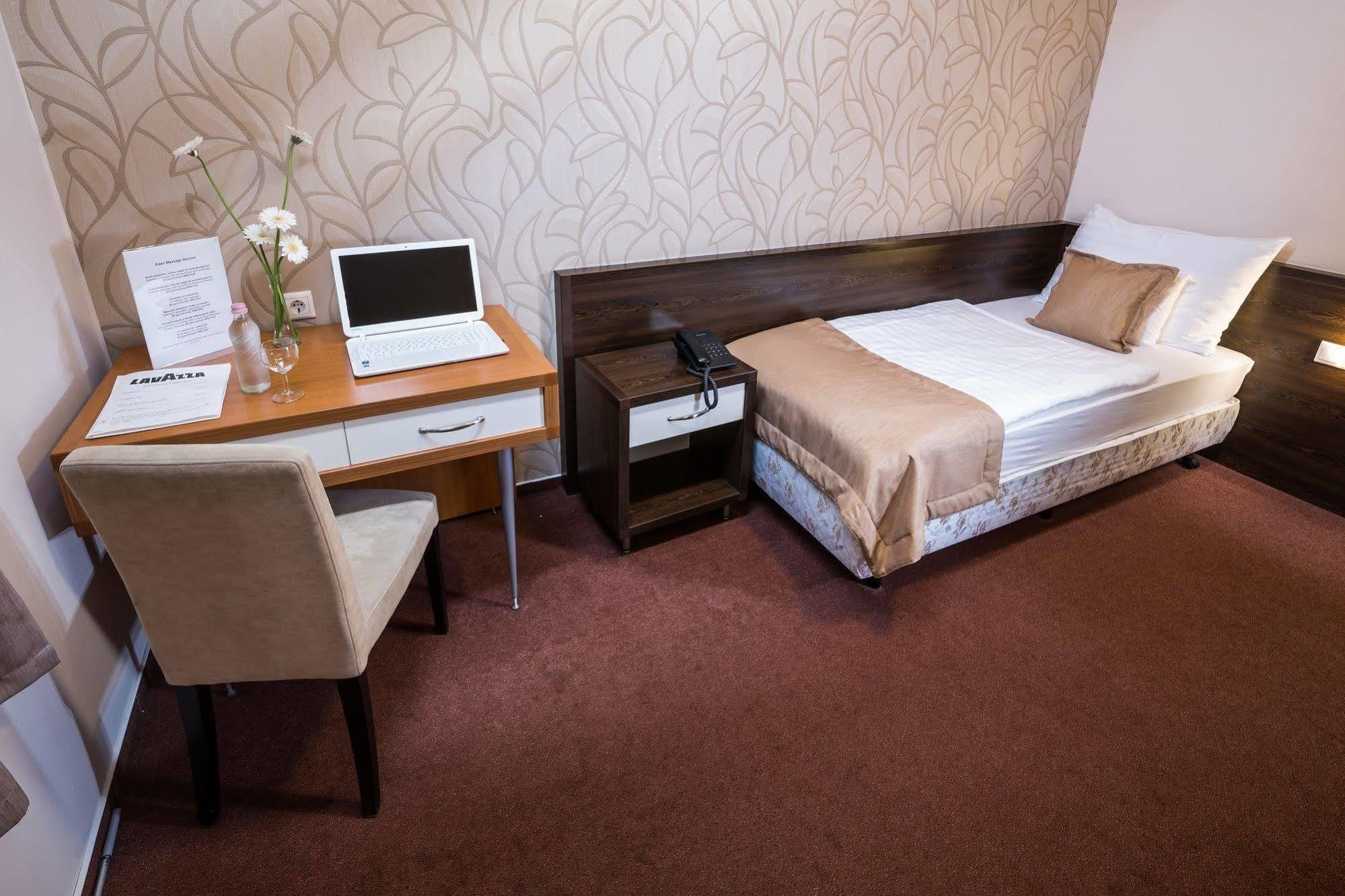 Boutique Hotel Sopianae เปตช์ ภายนอก รูปภาพ